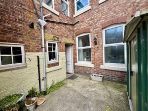 Photo 11- click for photo gallery